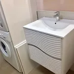 Modern On The تاكورونتي