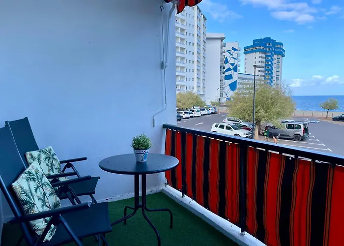 Apartment Modern On The *